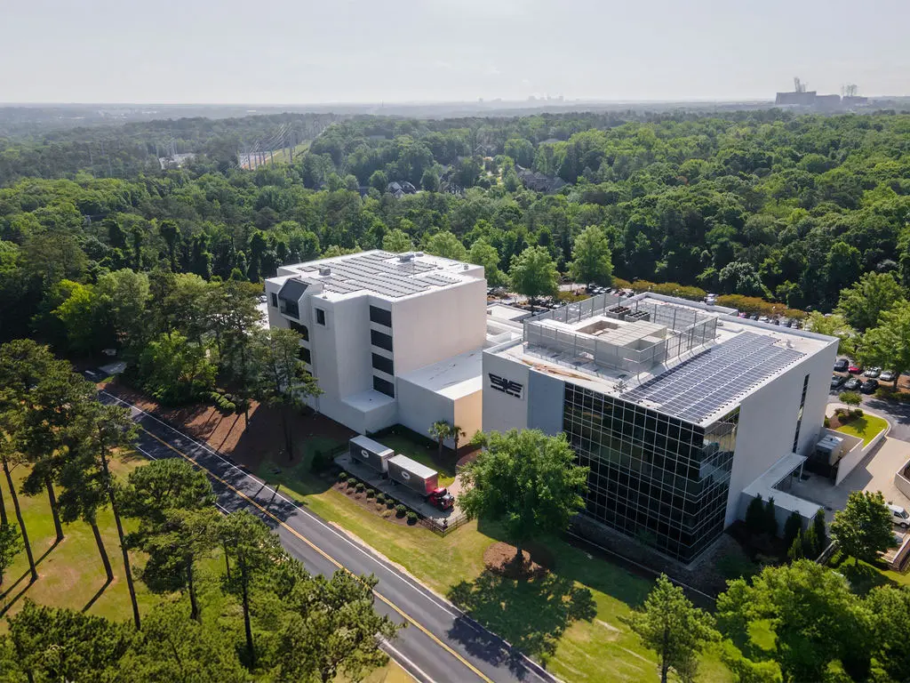 Rooftop solar on Southeastern Freight Lines building